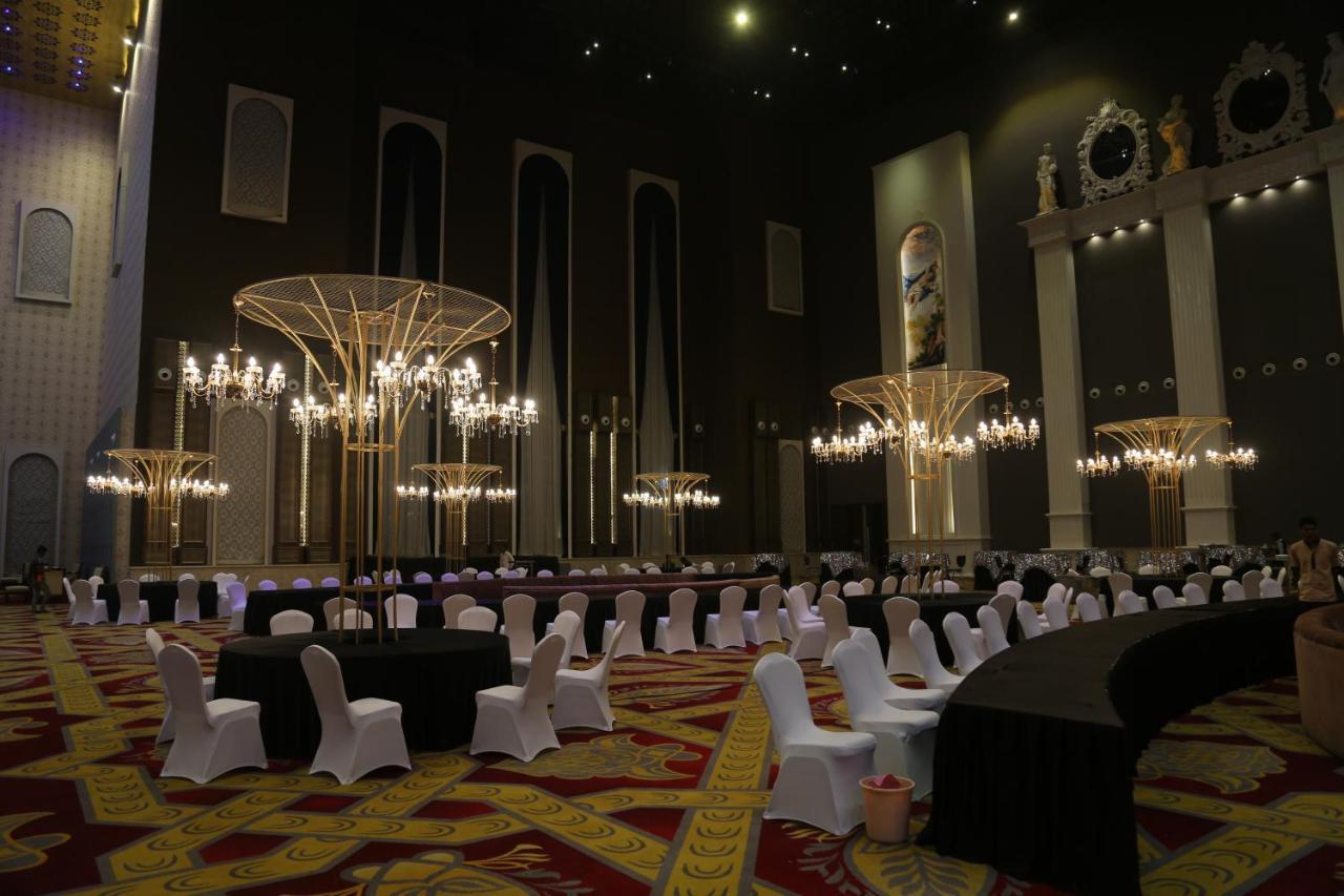 Hukam'S Lalit Mahal - Hotel Convention Club Rāipur Buitenkant foto